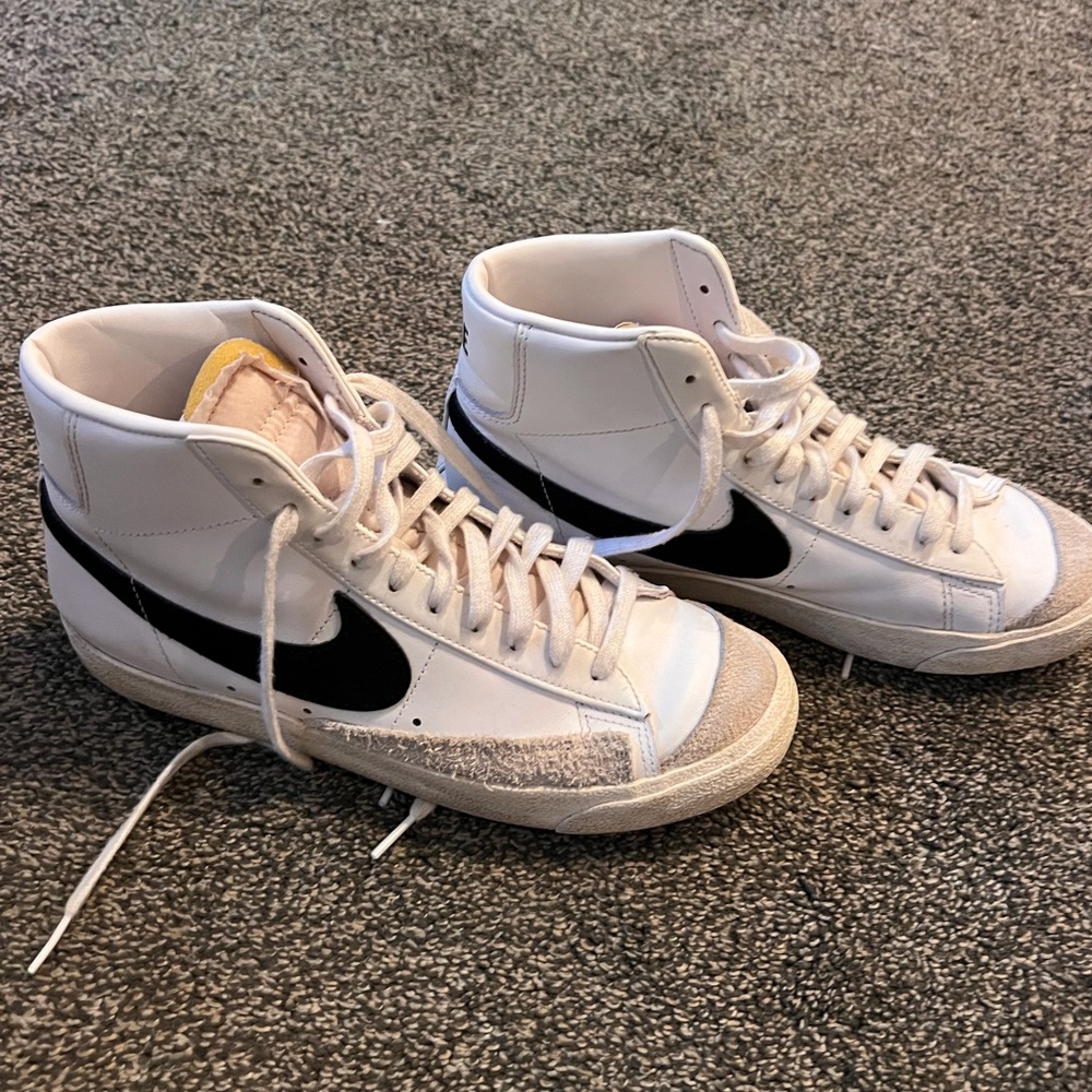 Nike Women’s Mid 77 White and Black High-Top Sneakers